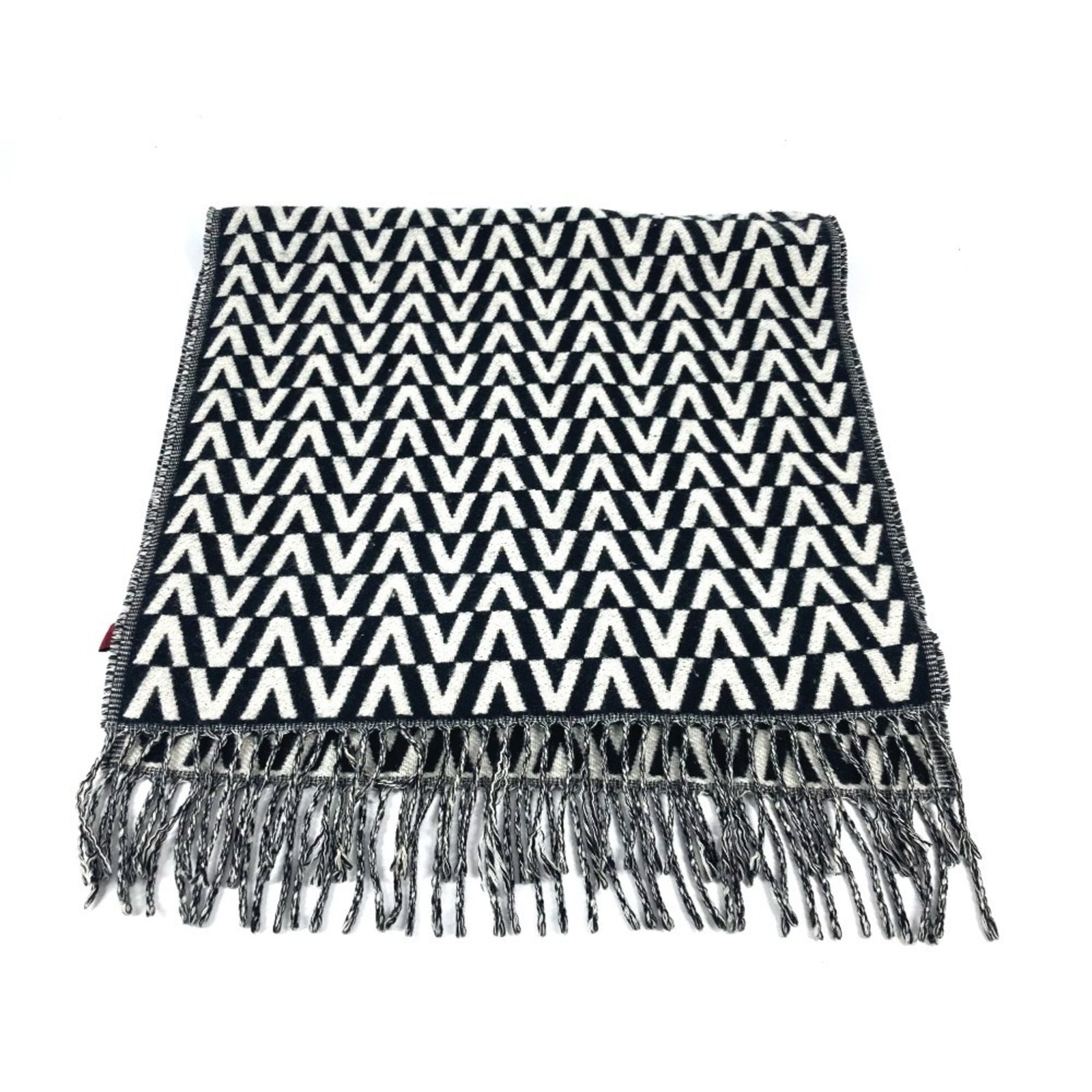 Valentino Stole Cashmere: Valentino Stole Cashmere Valentino stole cashmere in black and white, measuring 1.64m x 44cm, made from luxurious cashmere material. This stunning piece showcases the brand's signature style with its 