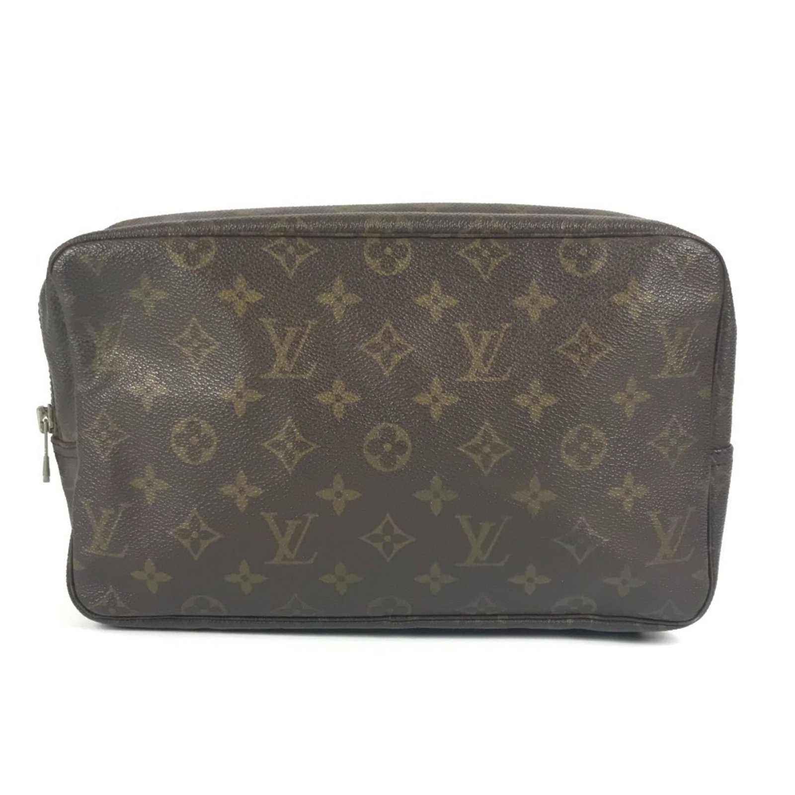 Louis Vuitton pouch monogram clutch bag: Louis Vuitton pouch monogram clutch bag Monogrammed luxury at its finest, this Louis Vuitton pouch monogram clutch bag boasts the iconic brand's signature brown monogram pattern. With a compact size