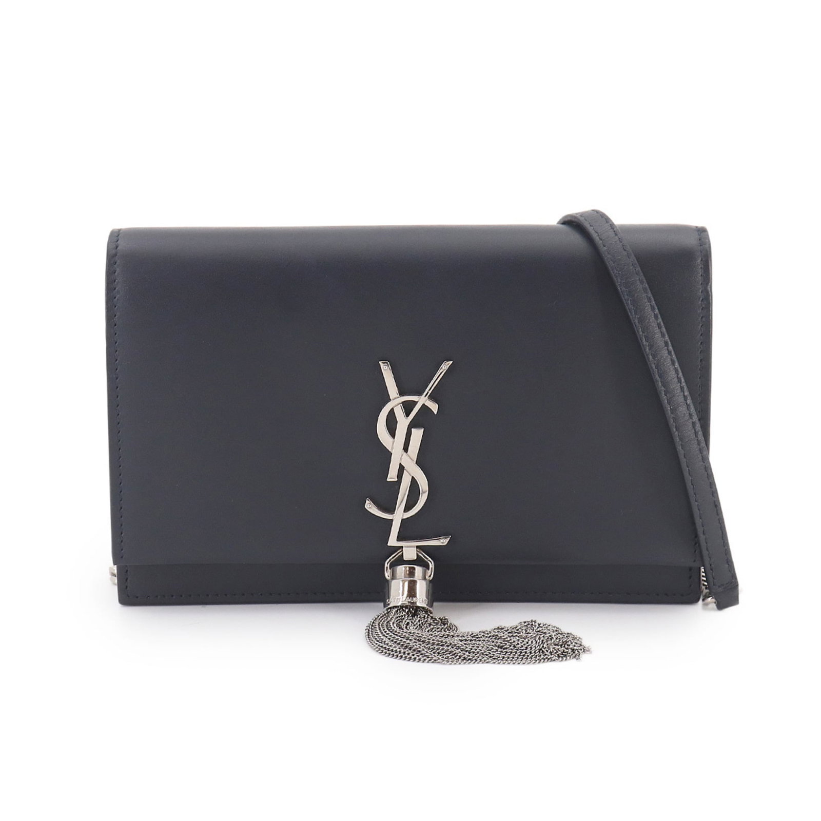 Saint Laurent Chain/ Shoulder Wallet Leather: Saint Laurent Chain/ Shoulder Wallet Leather Navy leather chain shoulder wallet from Saint Laurent, measuring 12.5cm x 19cm x 2cm, offering a sleek and stylish design. This Italian-made leather