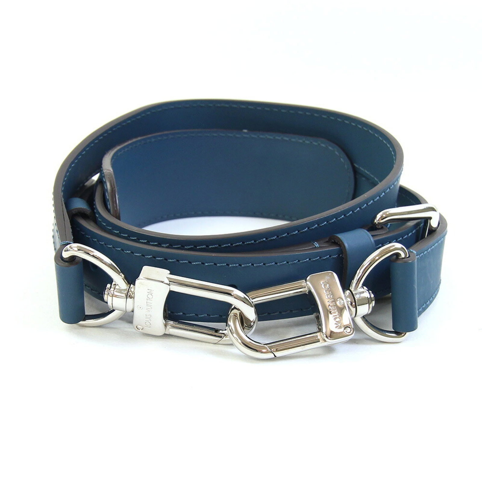 Louis Vuitton Shoulder Strap Epi Leather Blue Celeste Adjustable With Pad Men'S Louis Vuitton: Louis Vuitton Shoulder Strap Epi Leather Blue Celeste Adjustable With Pad Men'S Louis Vuitton Epi leather shoulder strap from Louis Vuitton in Bleu celeste and white, featuring an adjustable pad for a