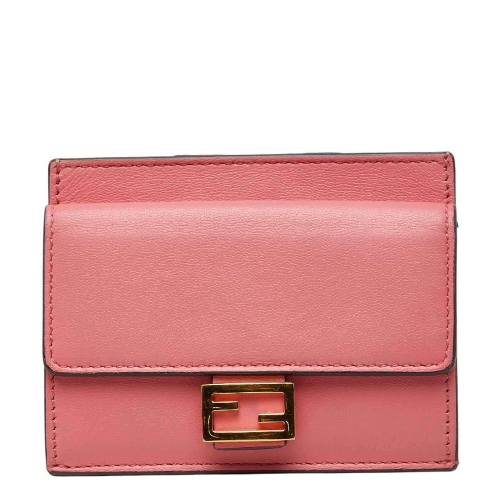 Fendi Card Case Leather: Fendi Card Case Leather Pink Fendi card case made from high-quality leather, measuring 8cm x 10.2cm x 1.5cm in size. This stylish accessory features a subtle pink color and sleek design that adds a