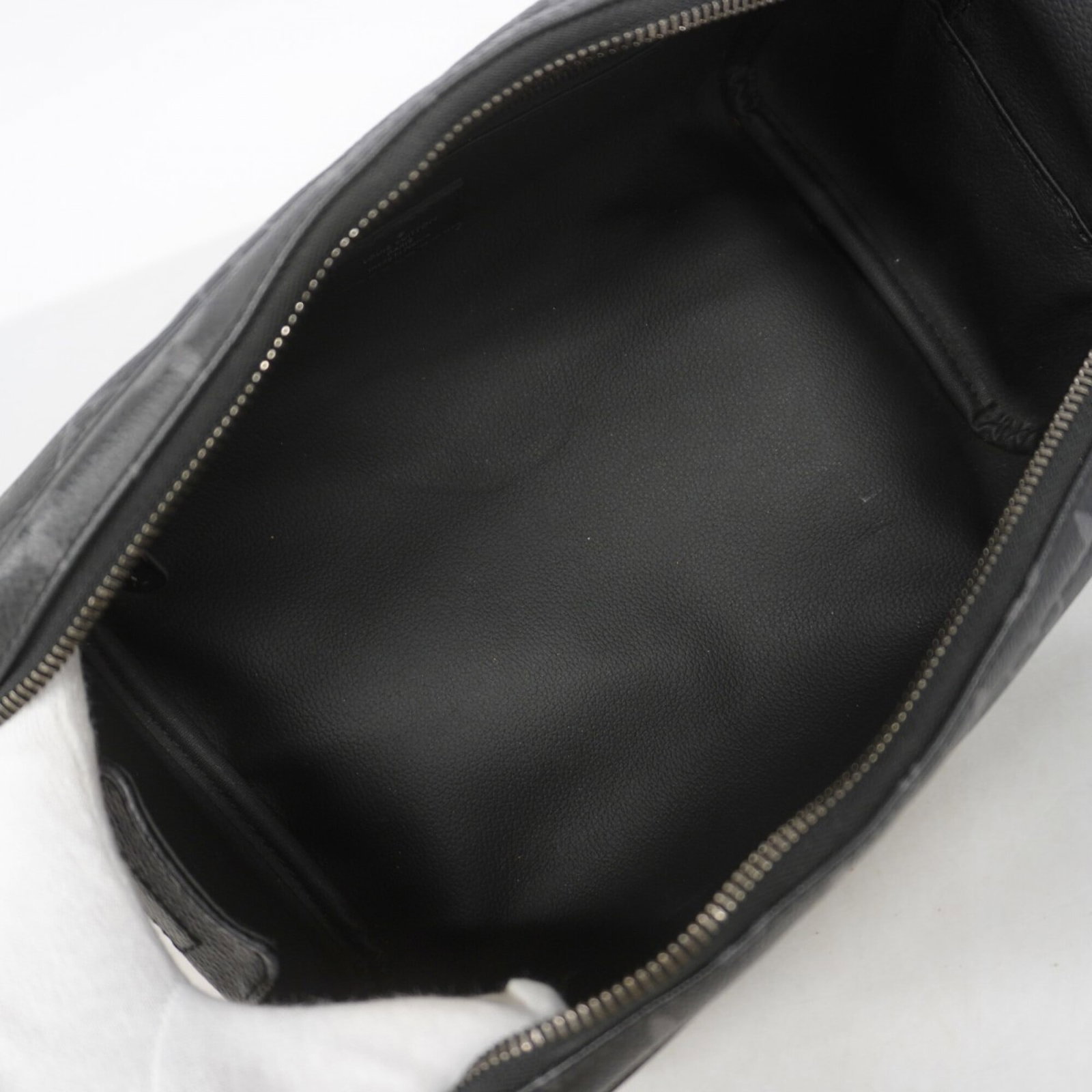 Louis Vuitton Handbag - 4