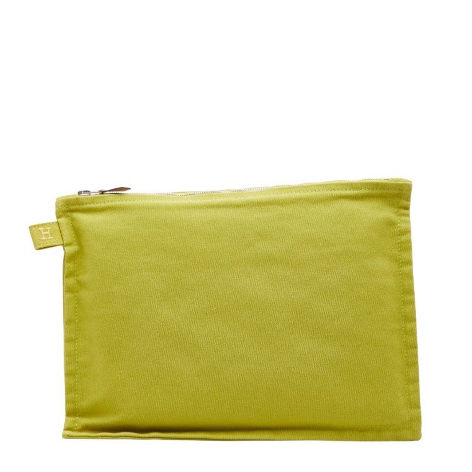 Pouch Cotton Hermes: Pouch Cotton Hermes Cotton pouch from the iconic brand Hermes, featuring a vibrant green color and compact size. Made from high-quality cotton material, this small pouch measures 21cm x 28.5cm x