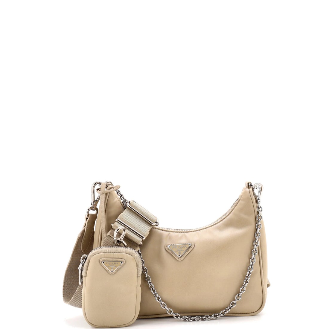 Small bag Tessuto shoulder Re-Edition Prada 2005: Small bag Tessuto shoulder Re-Edition Prada 2005 Small bag with Tessuto exterior, featuring a cross body design and neutral color. The Re-Edition Prada 2005 model boasts a classic style with a small