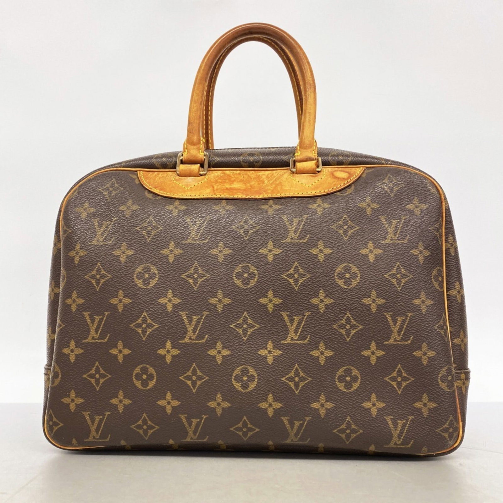 Louis Vuitton Handbag - 11