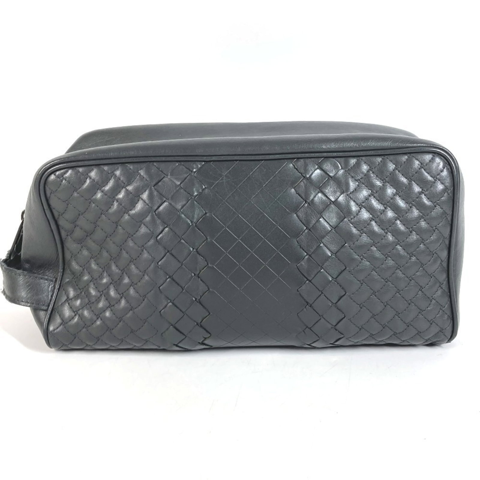 Clutch Leather Bag Handbag Bottega Veneta: Clutch Leather Bag Handbag Bottega Veneta Bottega Veneta's Intrecciato leather clutch bag boasts sleek, dark gray tones and a sophisticated design. With its 12cm x 24.5cm x 9cm dimensions, this compac