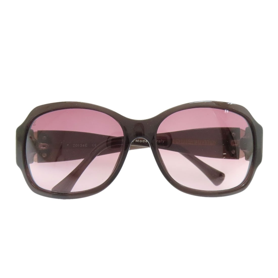 Ursula Strass Sunglasses Louis Vuitton Z0134E: Ursula Strass Sunglasses Louis Vuitton Z0134E Brown Louis Vuitton sunglasses with brown plastic frames, featuring the iconic brand's signature style. The Ursula Strass design boasts a classic look