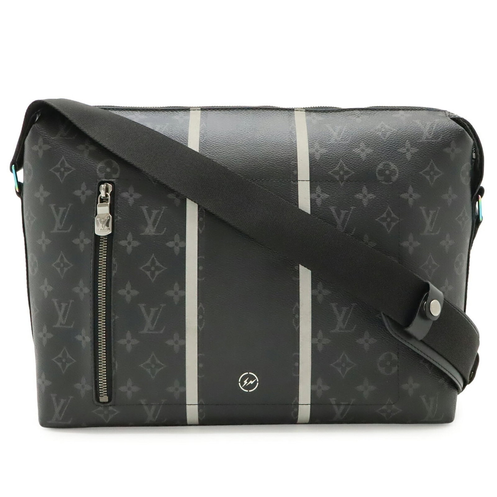 Louis Vuitton Messenger Bag Shoulder Bag Monogram Eclipse Canvas: Louis Vuitton Messenger Bag Shoulder Bag Monogram Eclipse Canvas Monogram Eclipse canvas provides a unique and stylish look to the Louis Vuitton Messenger Bag Shoulder Bag. The bag's signature