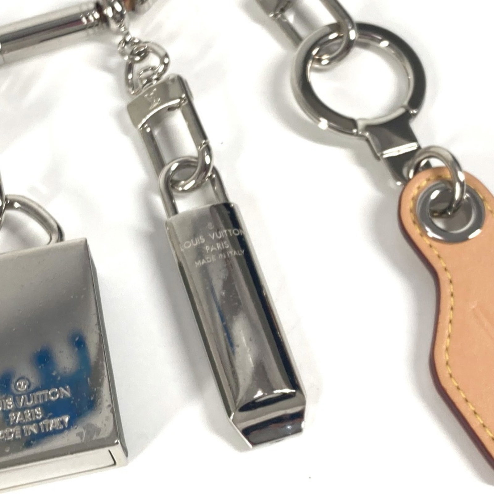 Leather metal padlock by Louis Vuitton - 4