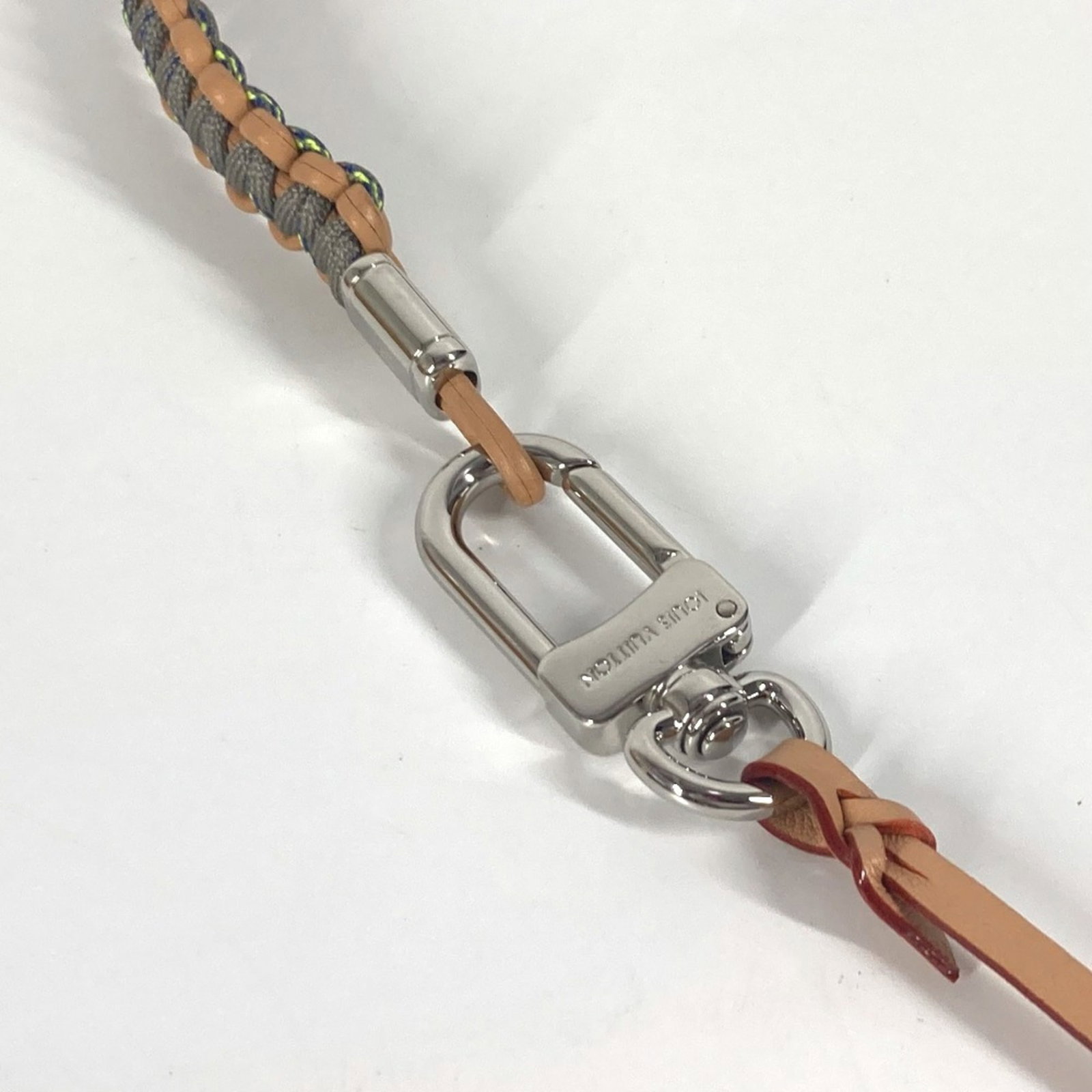 Leather metal padlock by Louis Vuitton - 6