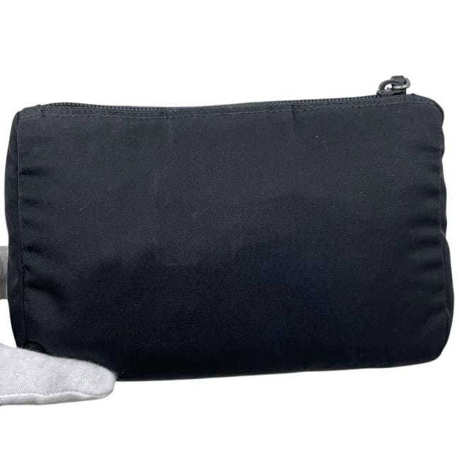 Nylon Pouch Prada - 11