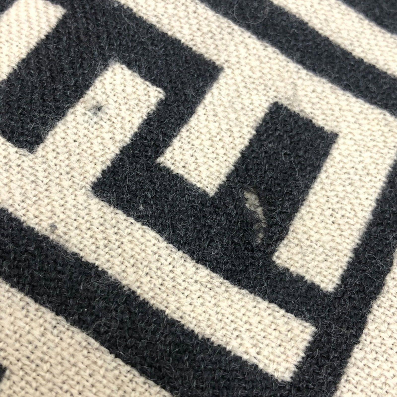Fendi Wool - 3