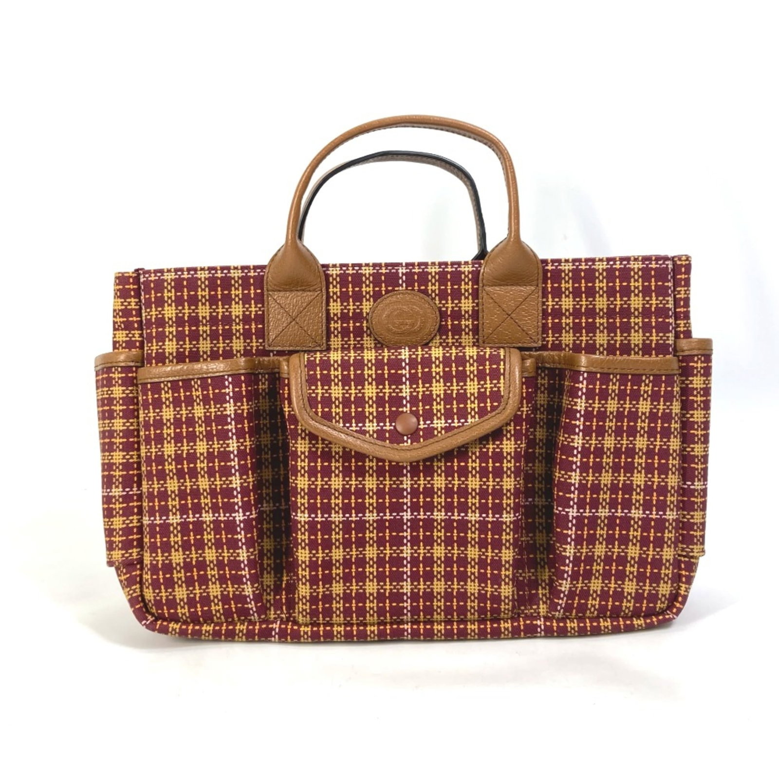 Handbag Gucci: Handbag Gucci Brown Gucci Handbag with Classic Design. This Gucci handbag features a timeless design, made from other materials, and measures 18.5cm x28cm x8.5cm in size. The bag's signature brown