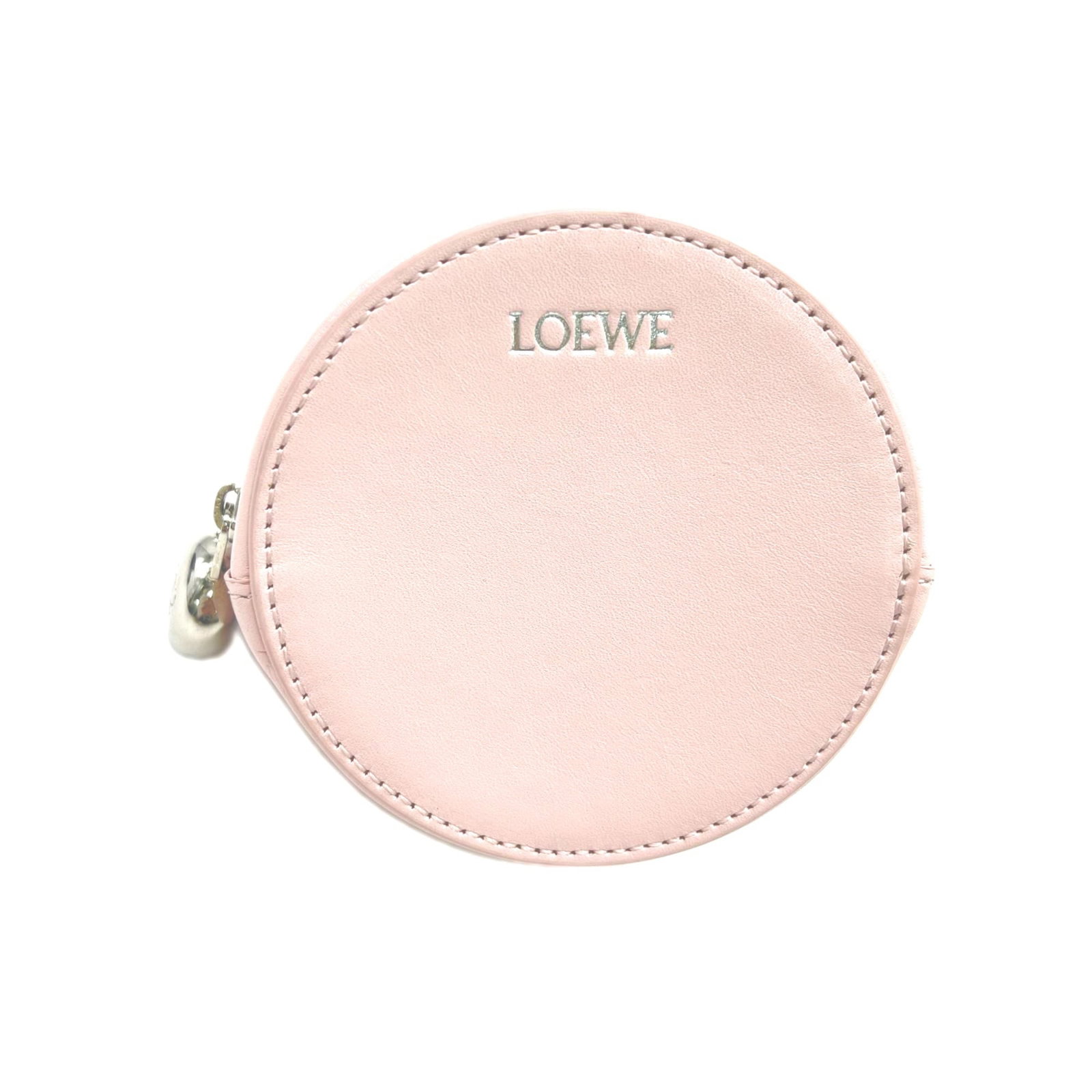 Coin Case Leather Purse Loewe: Coin Case Leather Purse Loewe Pink Leather Coin Case Purse from Loewe, Spain. This stylish coin case purse measures 8.5cm x 8.5cm x 3.5cm and features a vibrant pink leather design. Made from