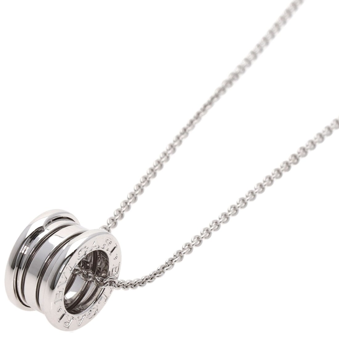 Bvlgari B.Zero1 Necklace K18 White Gold: Bvlgari B.Zero1 Necklace K18 White Gold K18 White Gold necklace from BVLGARI's B.Zero1 collection features a sleek, silver metal design with no main stone. The necklace measures 15.9 inches in length