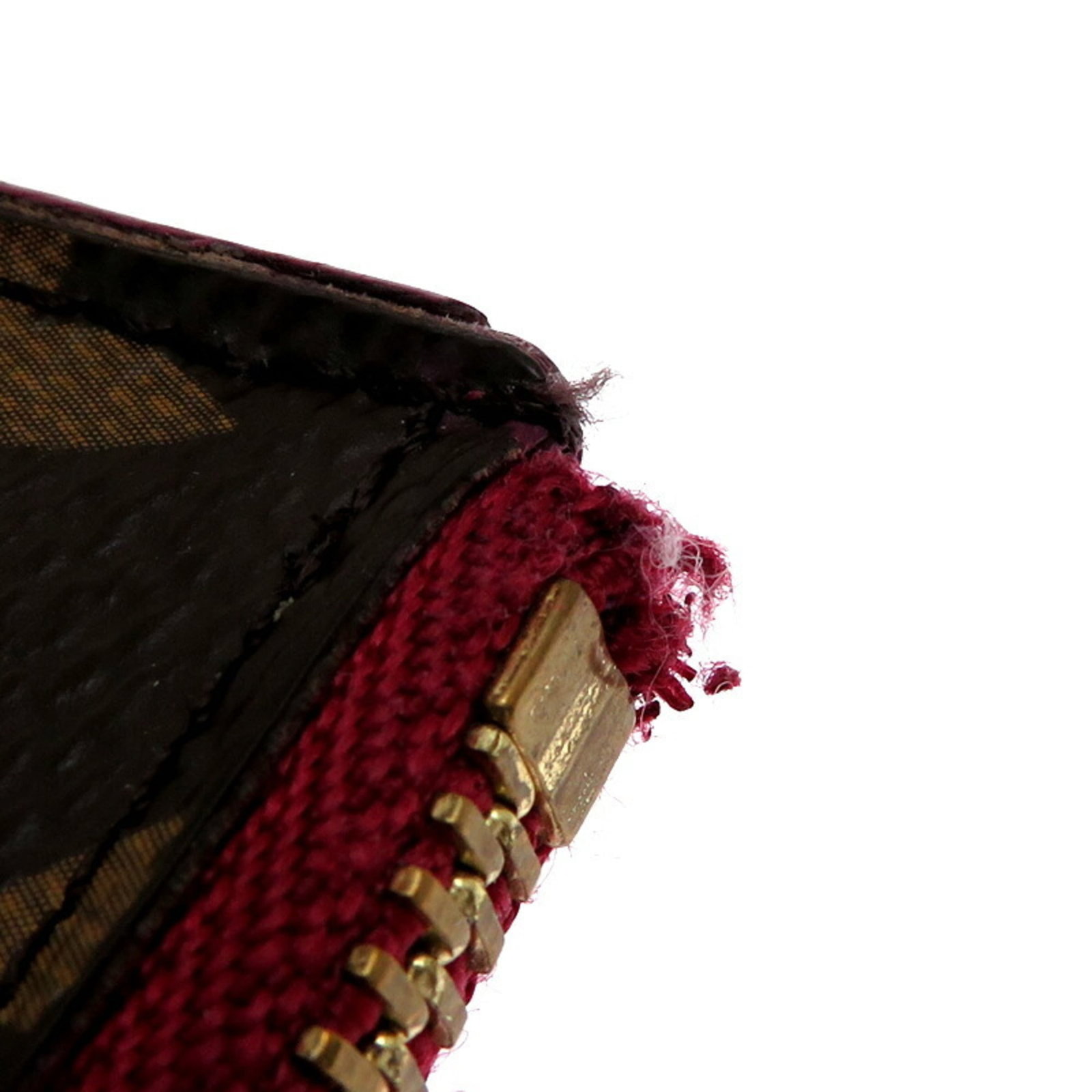 Monogram pouch by Louis Vuitton - 7