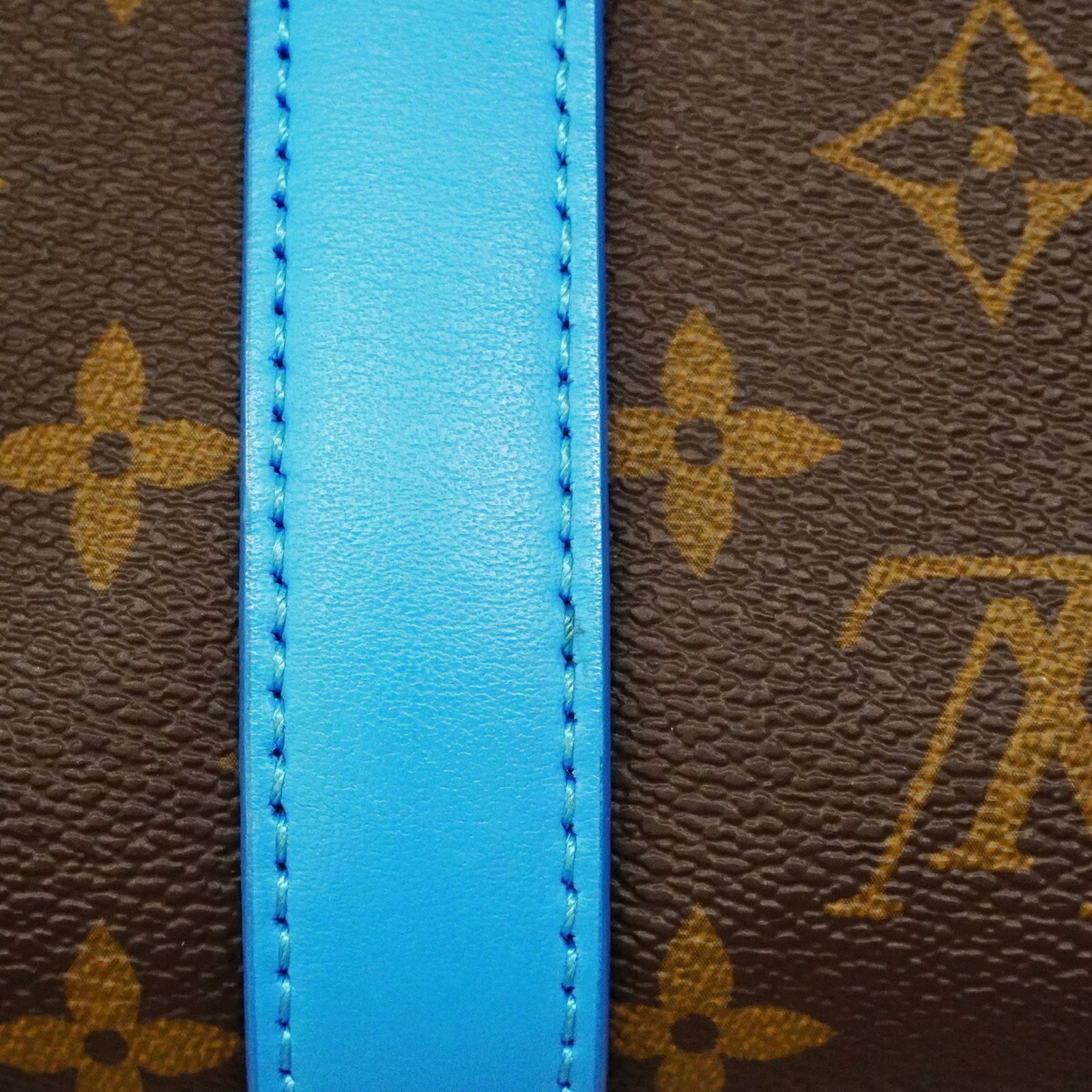 Louis Vuitton Handbag - 10