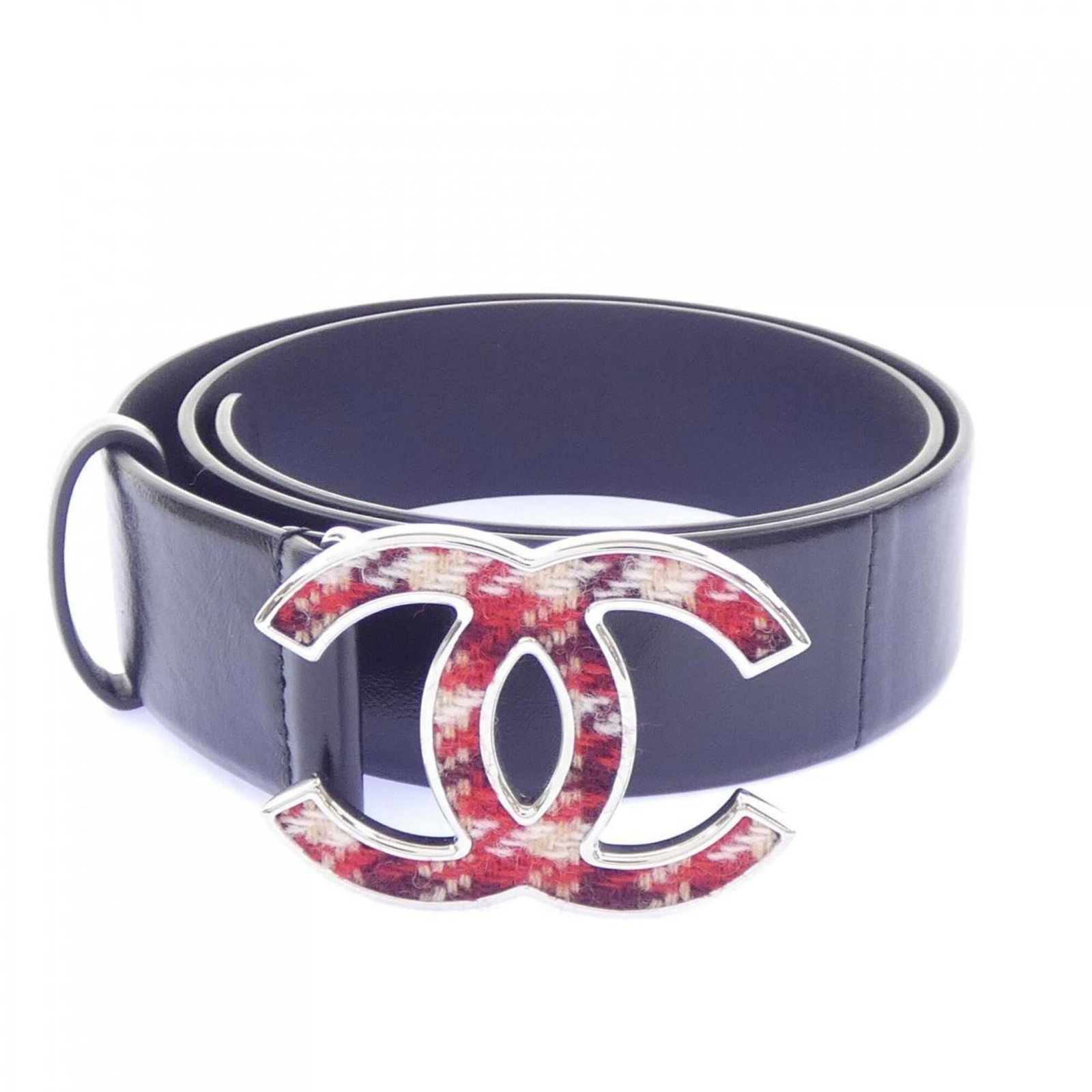 Standard Belt by Chanel: Standard Belt by Chanel Standard Belt by Chanel, available in black, features a classic design with a length range of 65cm to 73cm. Made from high-quality materials, this belt is designed for everyday