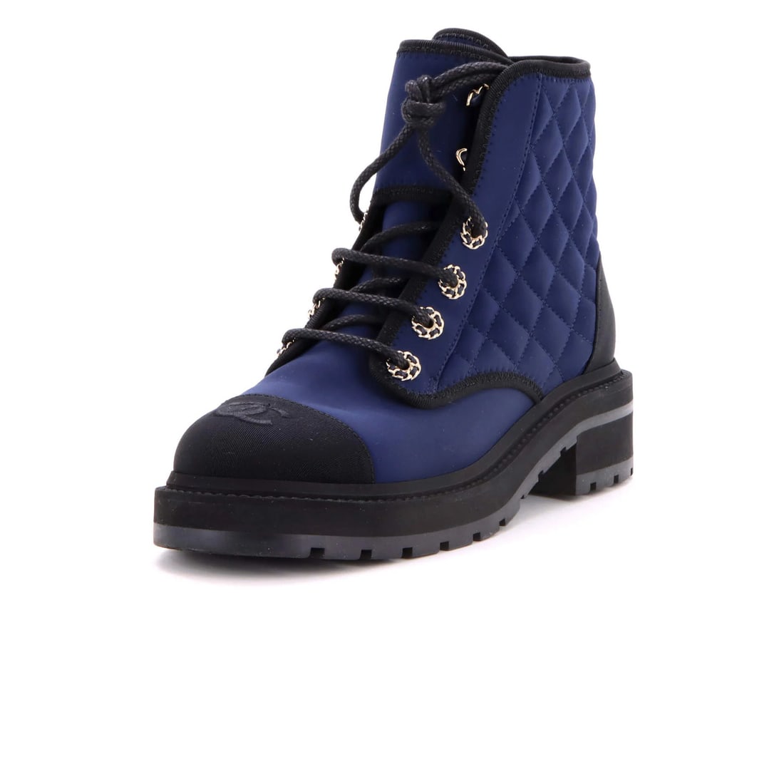Chain Quilted Fabric Boots Lace Up Toe Cap Combat Women's Chanel: Chain Quilted Fabric Boots Lace Up Toe Cap Combat Women's Chanel Chain quilted fabric and grosgrain exterior make these combat boots a stylish statement. With a blue upper, gold tone hardware, and