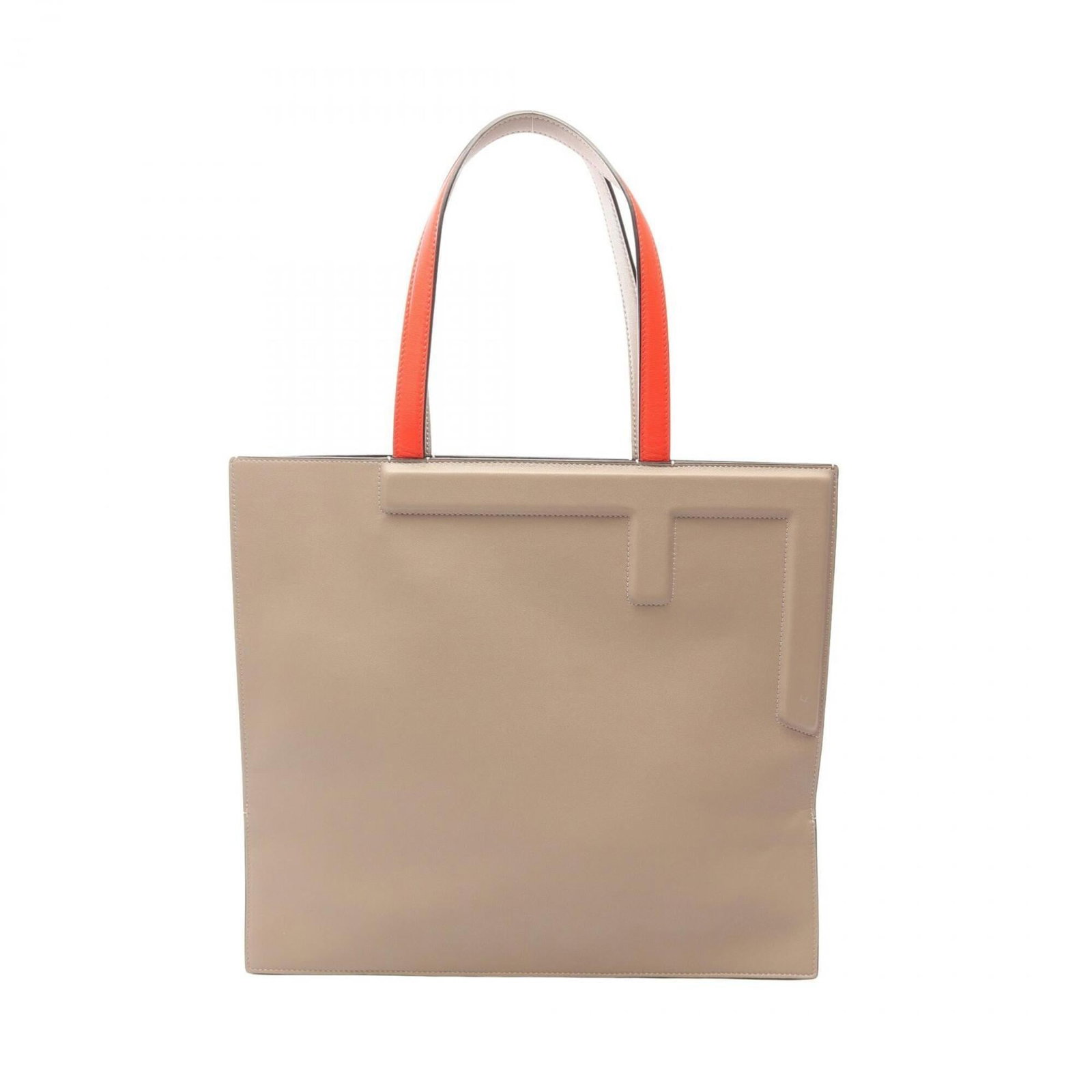 Handbag Tote Bag Leather Fendi: Handbag Tote Bag Leather Fendi Beige and red leather Fendi tote bag with classic design, measuring 35cm x 39cm x 10cm. The bag's timeless style makes it a versatile accessory for everyday use. Made