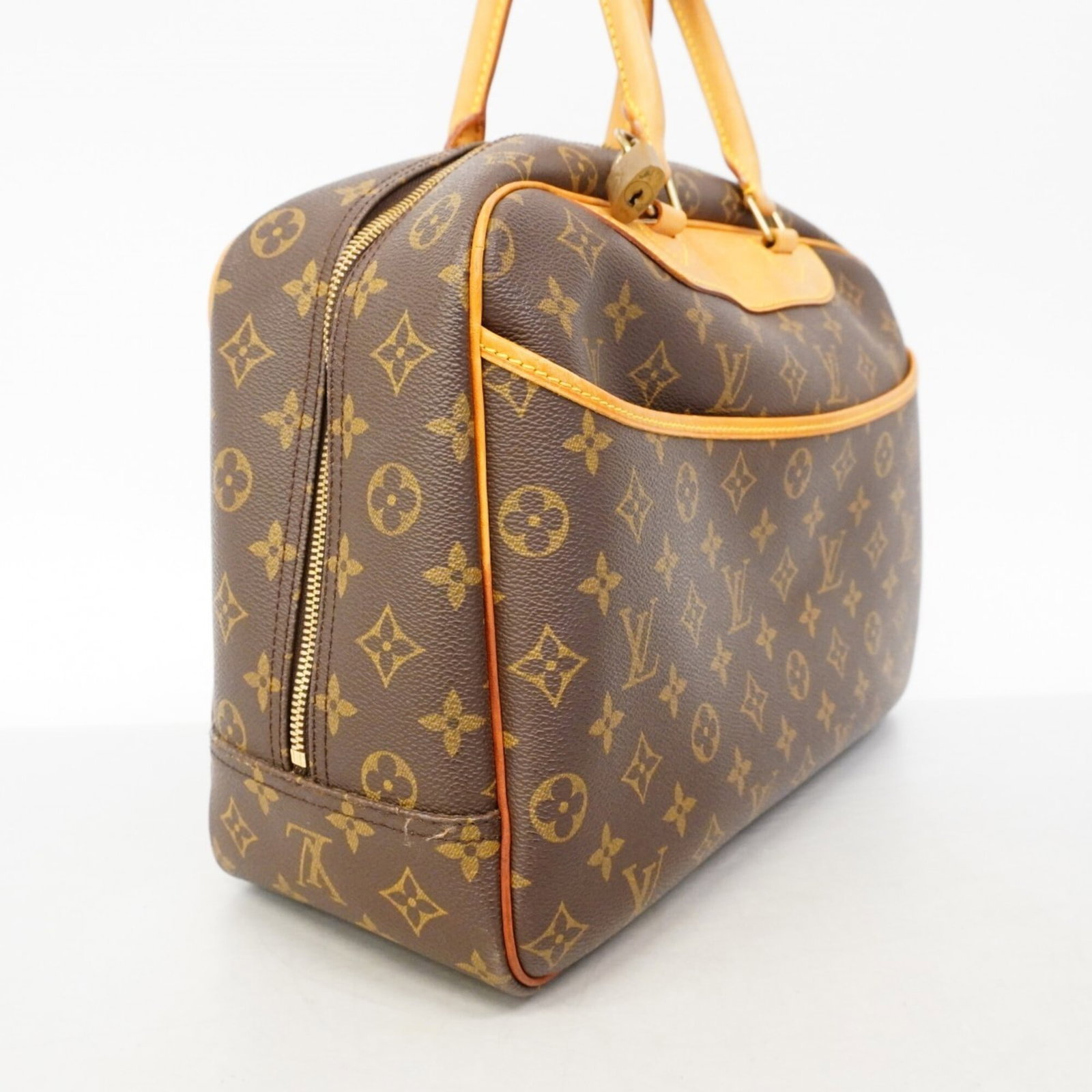 Louis Vuitton Handbag - 2