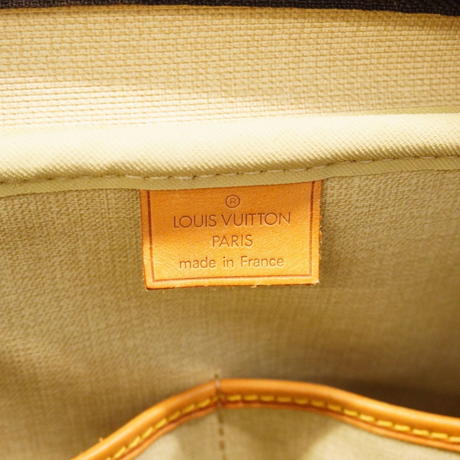 Louis Vuitton Handbag - 5
