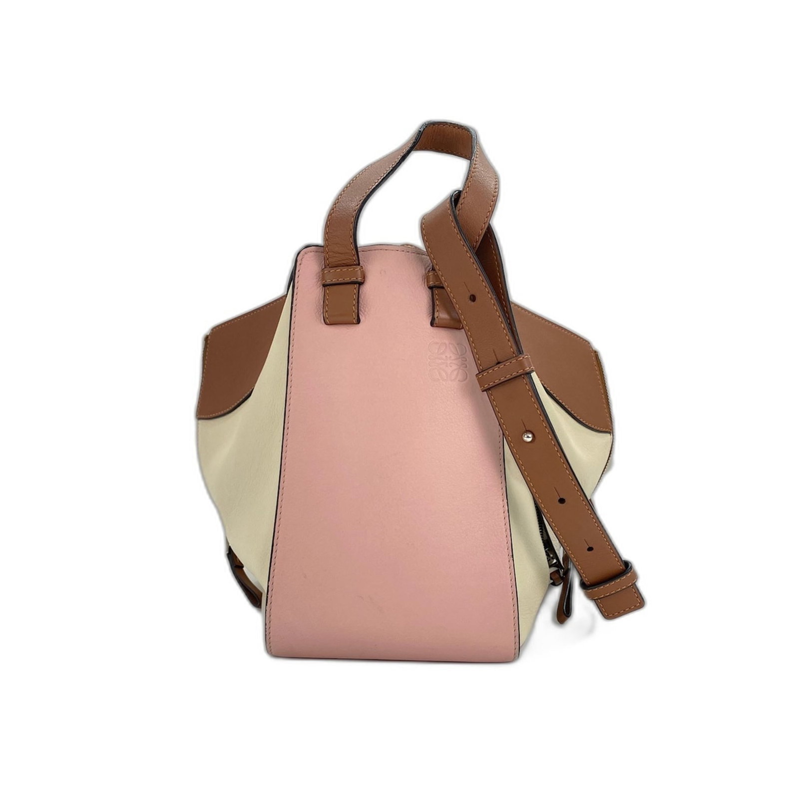 Leather shoulder bag by Loewe: Leather shoulder bag by Loewe Pink leather shoulder bag by Loewe, measuring 24cm x 28cm x 13cm. This stylish bag features high-quality leather construction and a classic design that makes it a timeles