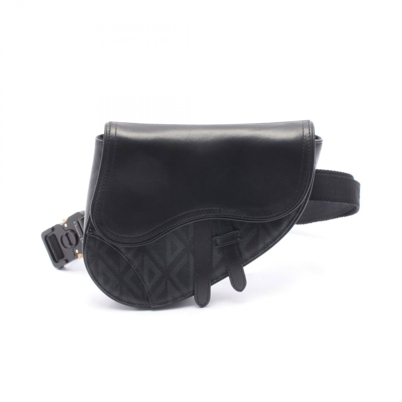 Christian Dior Saddle Bag Handbag Coated Canvas Pvc Leather Fanny Pack: Christian Dior Saddle Bag Handbag Coated Canvas Pvc Leather Fanny Pack Coated canvas, PVC, and leather come together in a unique blend for the Christian Dior Saddle Bag Handbag Fanny Pack. Measuring
