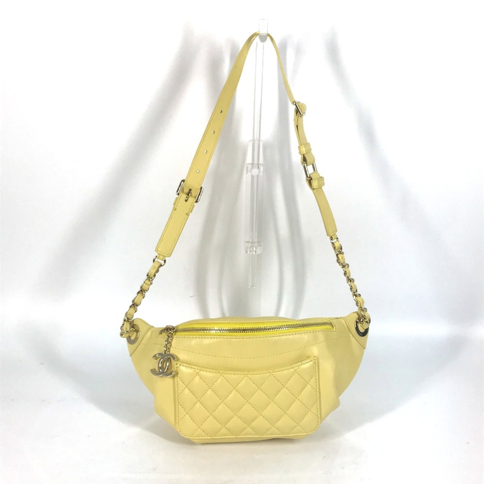 Chanel leather - 3