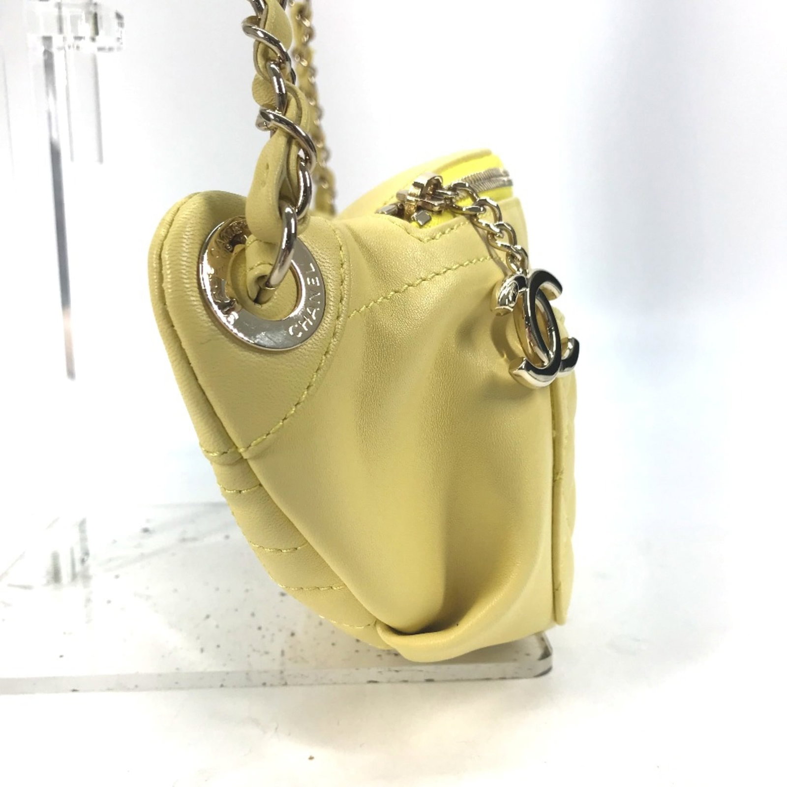 Chanel leather - 5