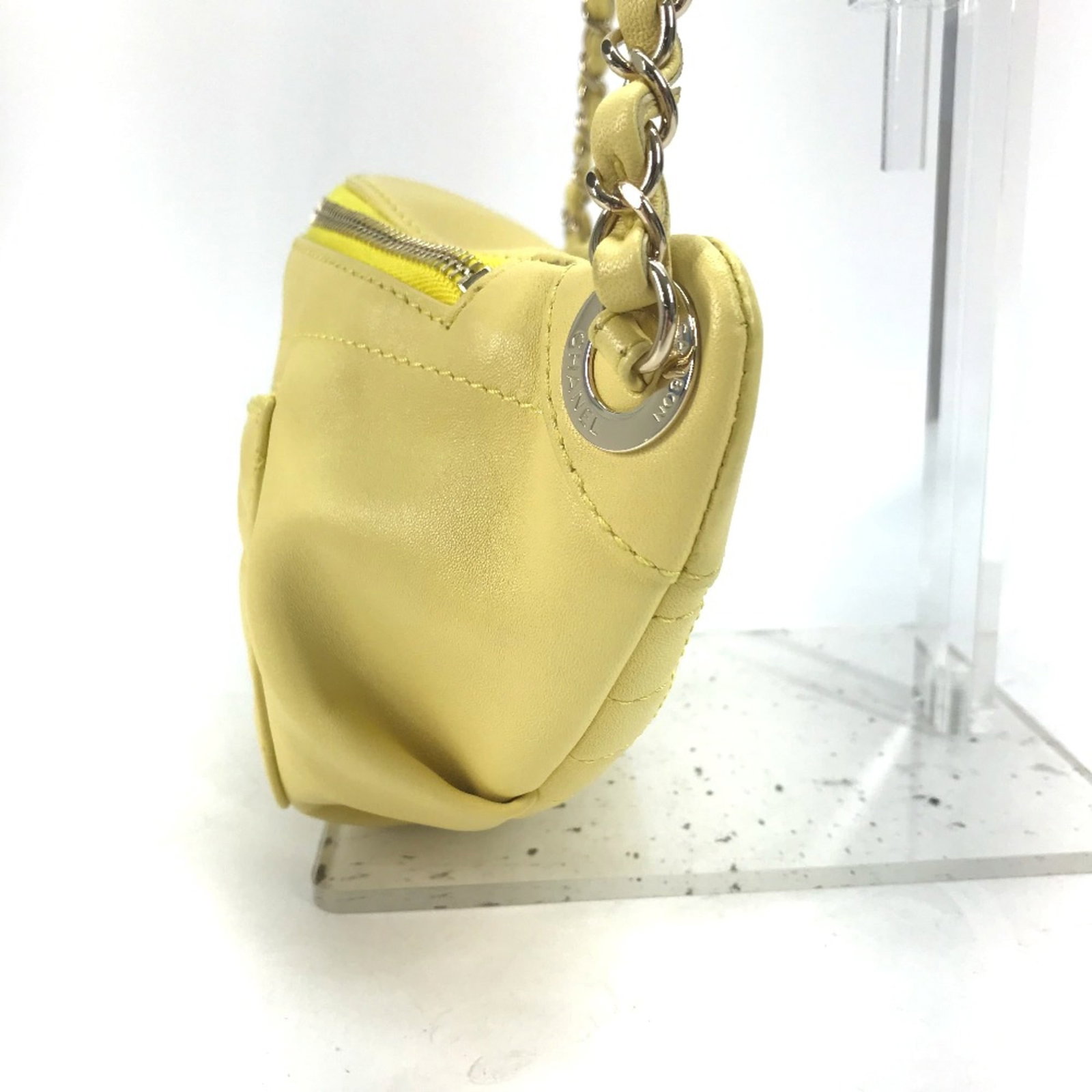 Chanel leather - 6