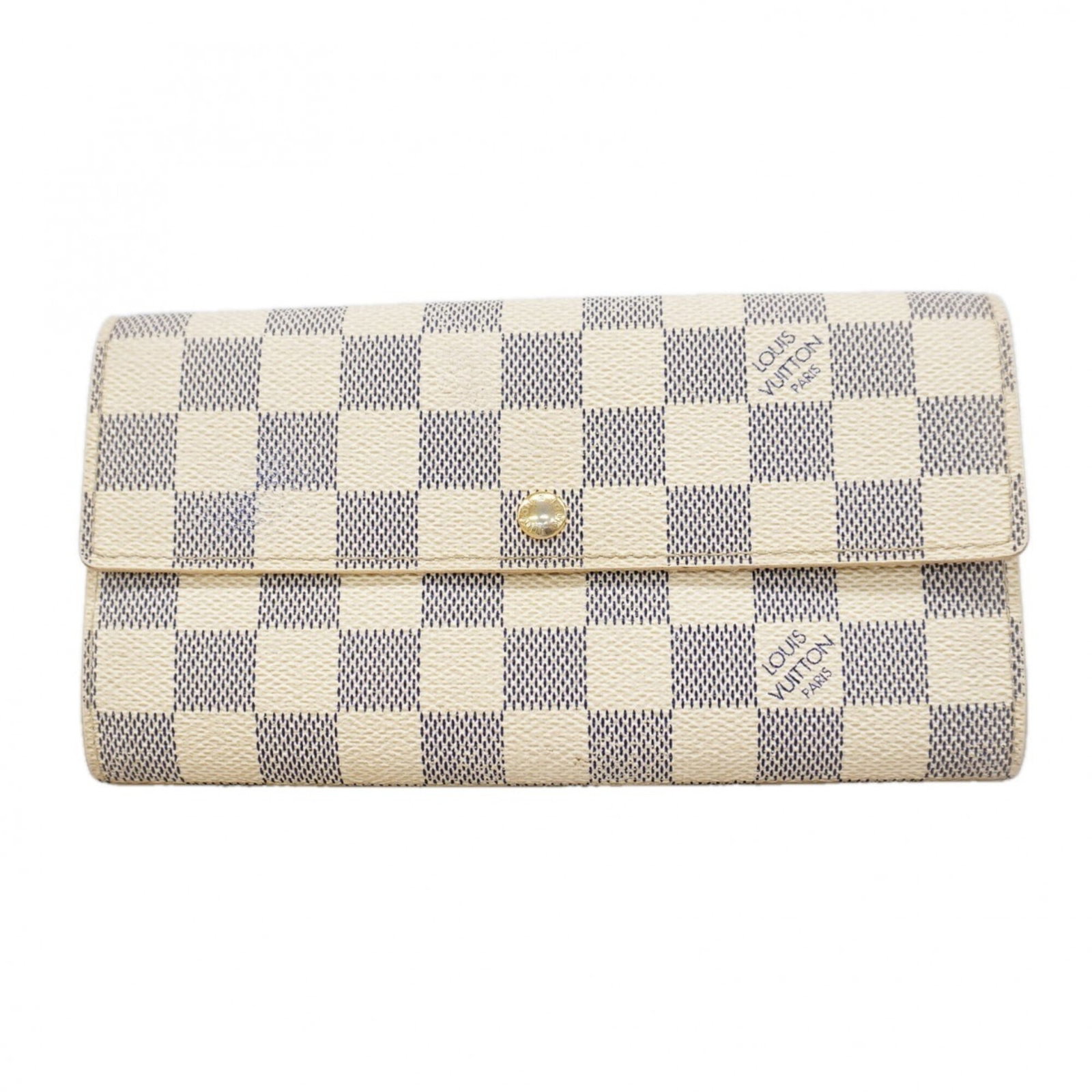 Vuitton Wallet Bi Fold Louis: Vuitton Wallet Bi Fold Louis The Louis Vuitton Wallet Bi Fold in White offers a sleek and sophisticated design, perfect for everyday use. With its classic bi-fold style and spacious interior, it provi