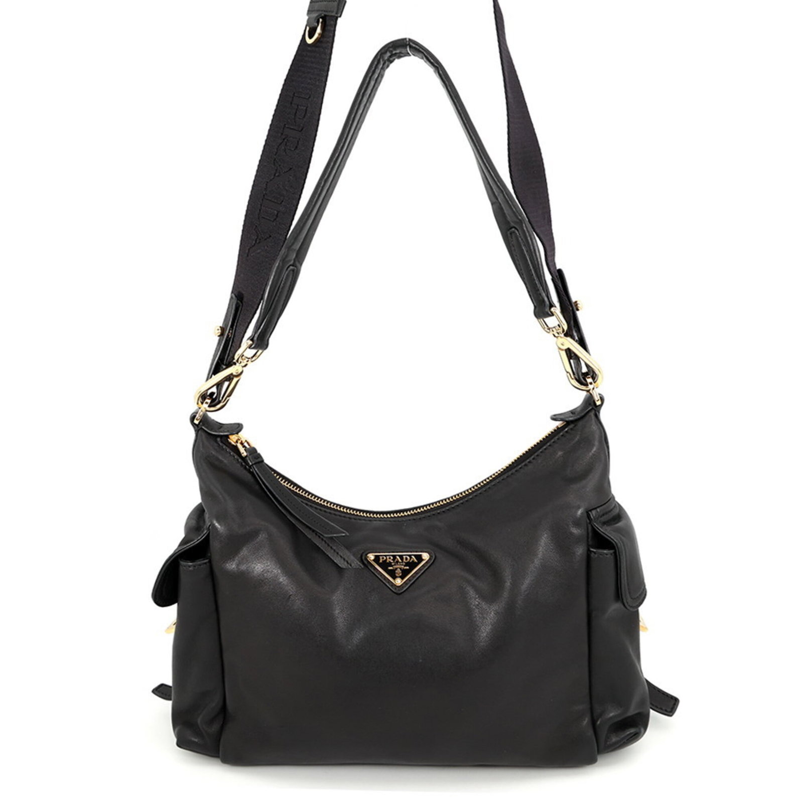 Shoulder Bag Prada Leather Handbag: Shoulder Bag Prada Leather Handbag The Prada Leather Shoulder Bag boasts sleek, sophisticated design with its black leather exterior and precise measurements. Measuring 20cm x 30cm x 11cm, it offers a