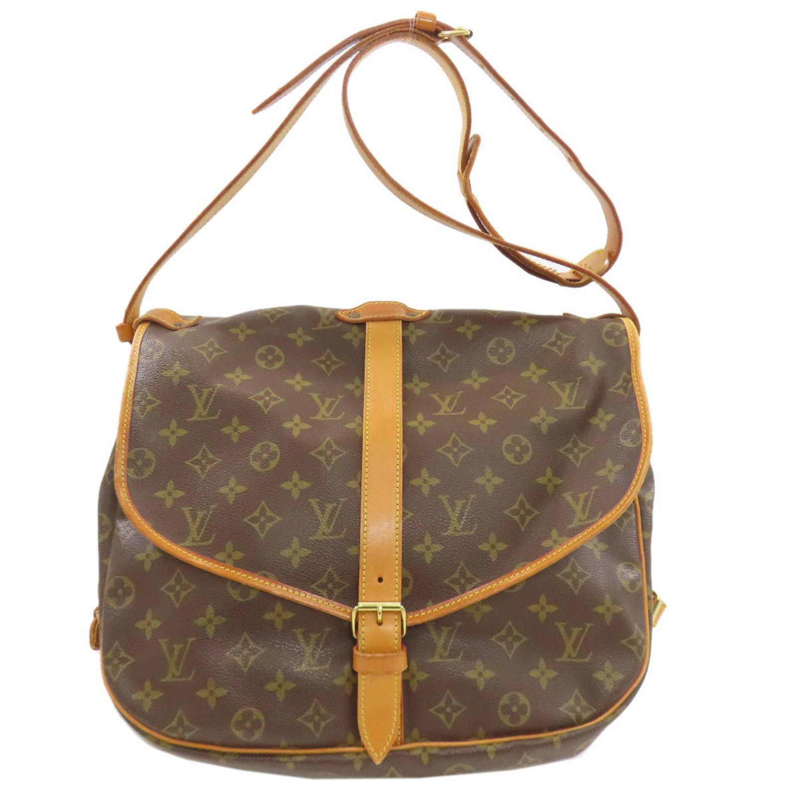 Shoulder Bag Monogram Canvas by Louis Vuitton: Shoulder Bag Monogram Canvas by Louis Vuitton Monogram canvas by Louis Vuitton, featuring the iconic signature pattern in bold colors. This stylish shoulder bag measures 28cm x 32cm x 23cm and boasts 