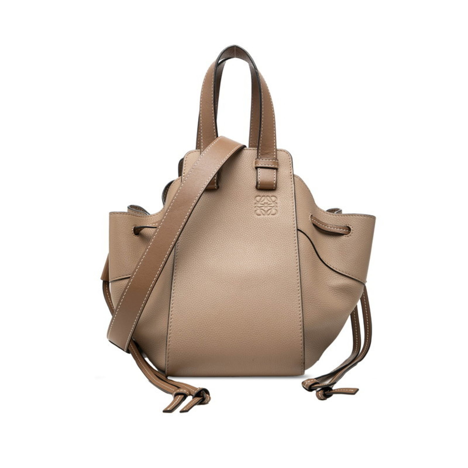 Loewe Handbag Shoulder Bag Leather: Loewe Handbag Shoulder Bag Leather Loewe Handbag Shoulder Bag Leather - A stylish and sophisticated accessory for everyday use, this brown leather shoulder bag features a classic design with clean