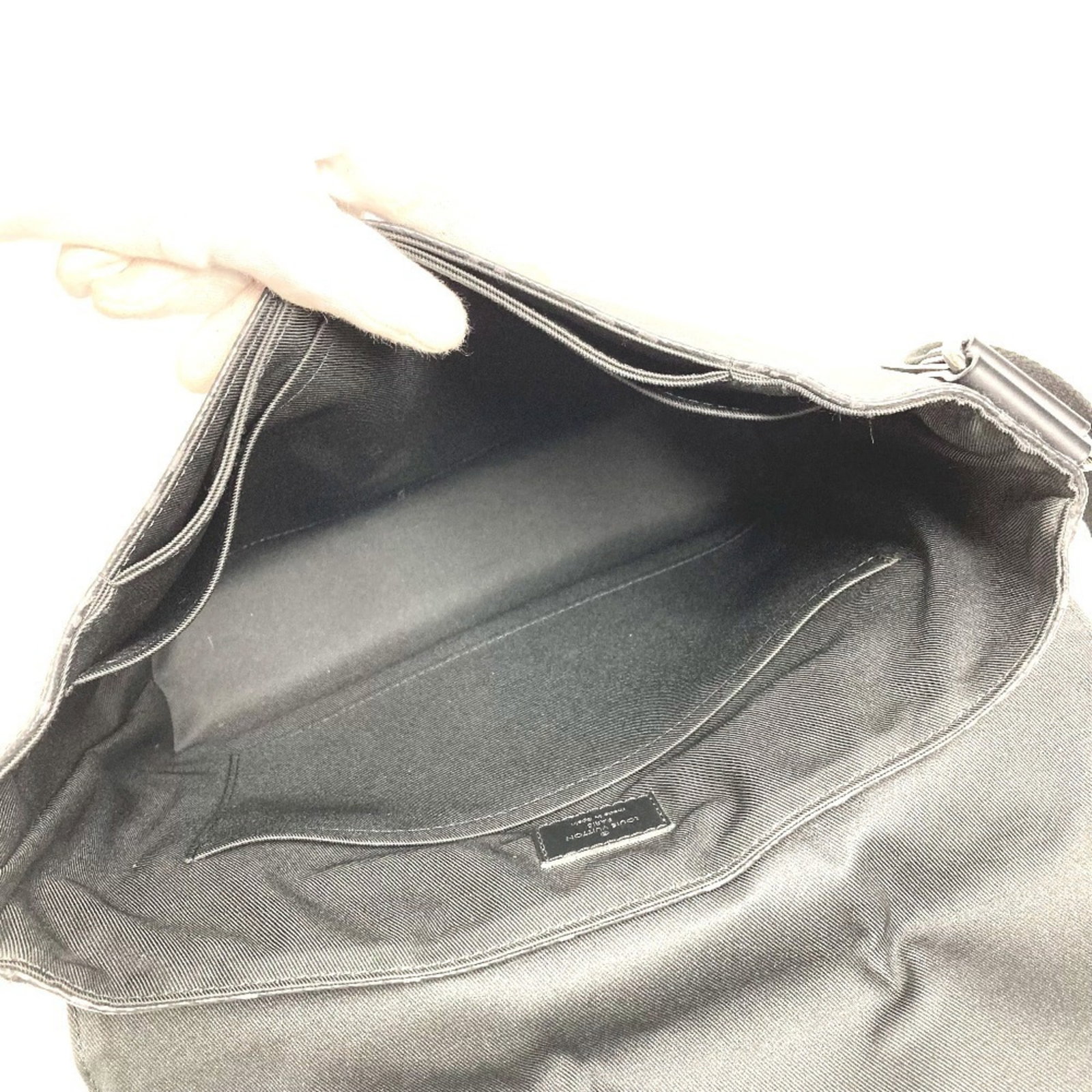 Vuitton Monogram Eclipse Bag Shoulder Louis - 10