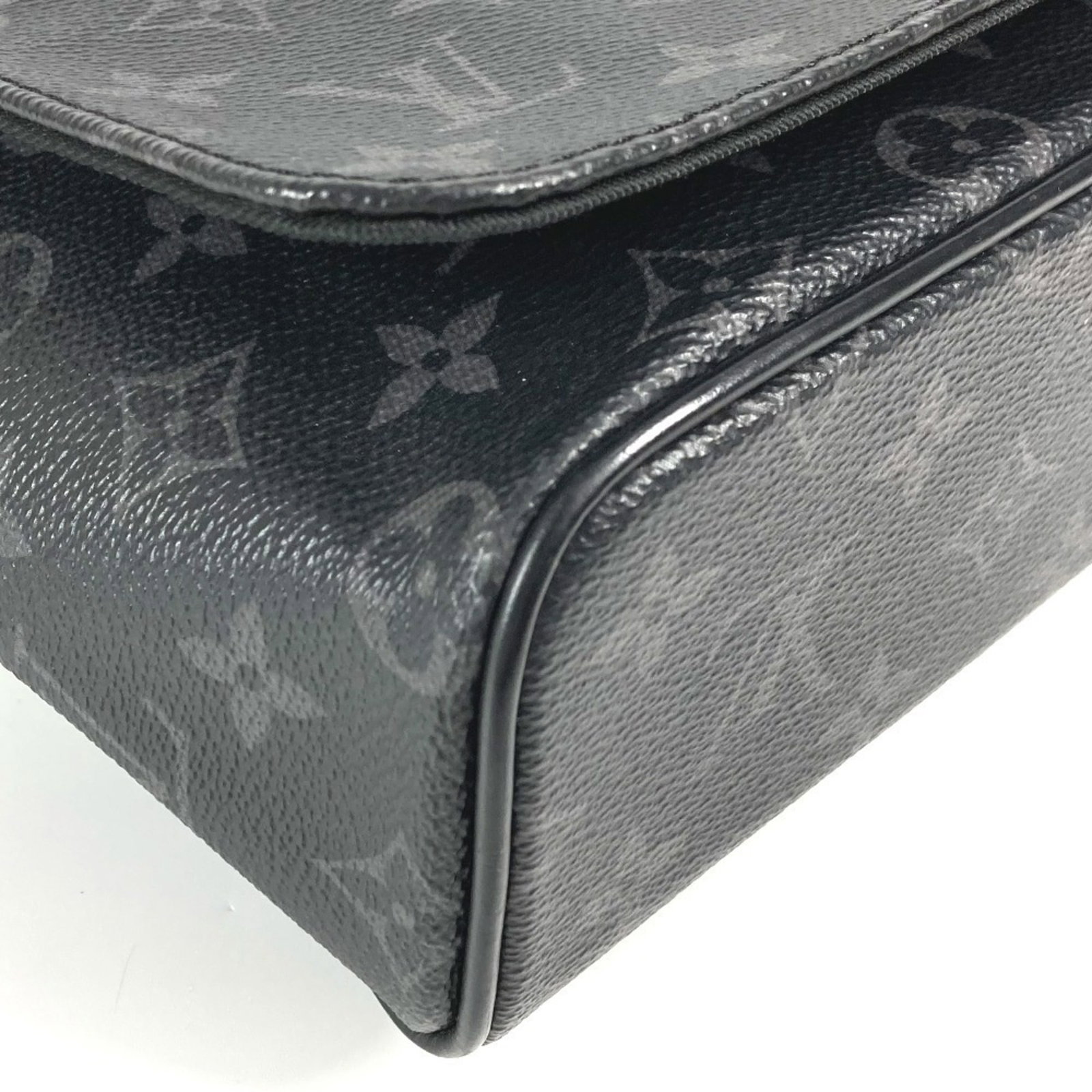 Vuitton Monogram Eclipse Bag Shoulder Louis - 7