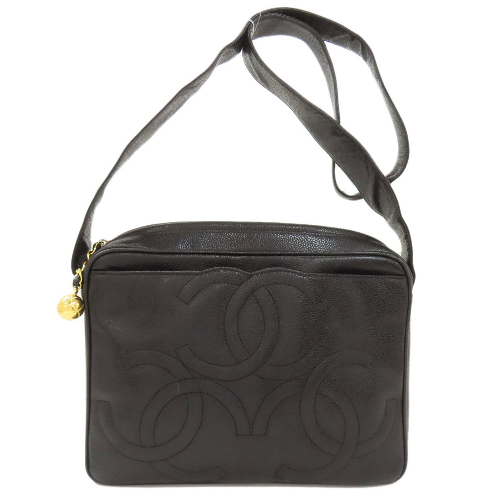 Shoulder Bag by Chanel: Shoulder Bag by Chanel Black Chanel shoulder bag with dimensions 20cm x 27cm x 7.5cm, offering a sleek and compact design. This iconic style features a timeless black color that complements any