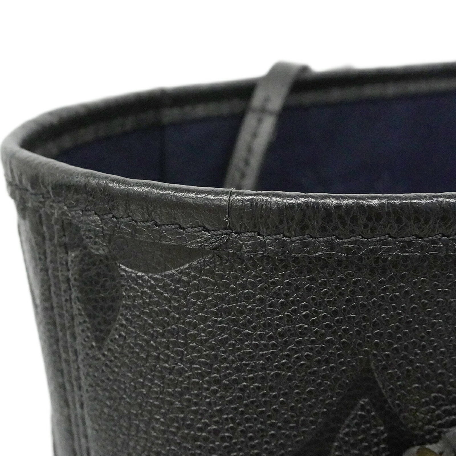 Louis Vuitton Tote Bag - 7
