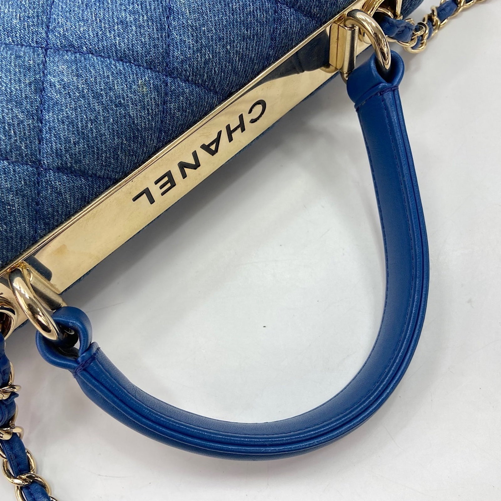 Chanel denim handbag - 11