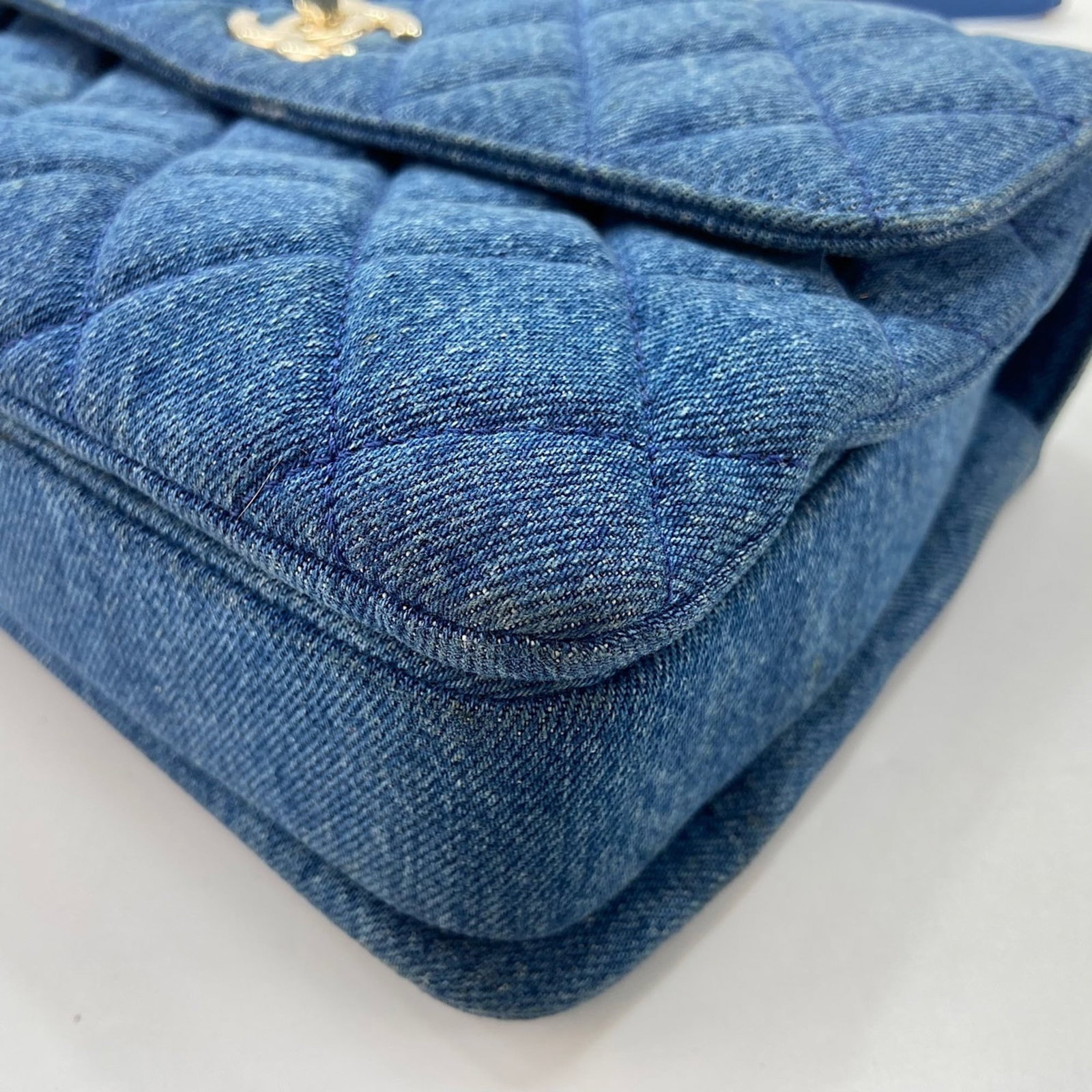 Chanel denim handbag - 9
