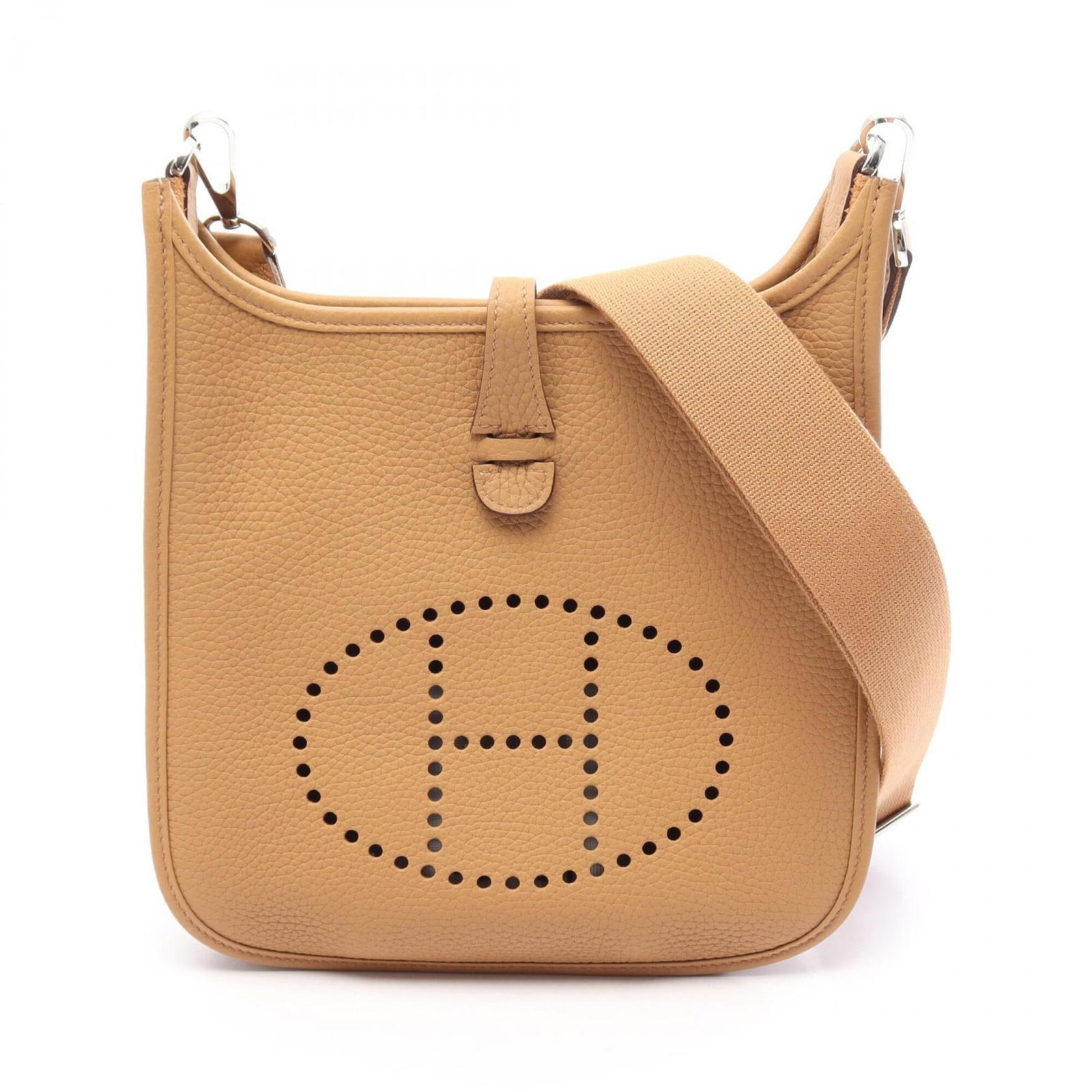 Clemence Taurillon Leather Shoulder Bag Hermes: Clemence Taurillon Leather Shoulder Bag Hermes Taurillon clemence leather gives this shoulder bag its distinctive softness and suppleness. The beige color provides a versatile backdrop for everyday