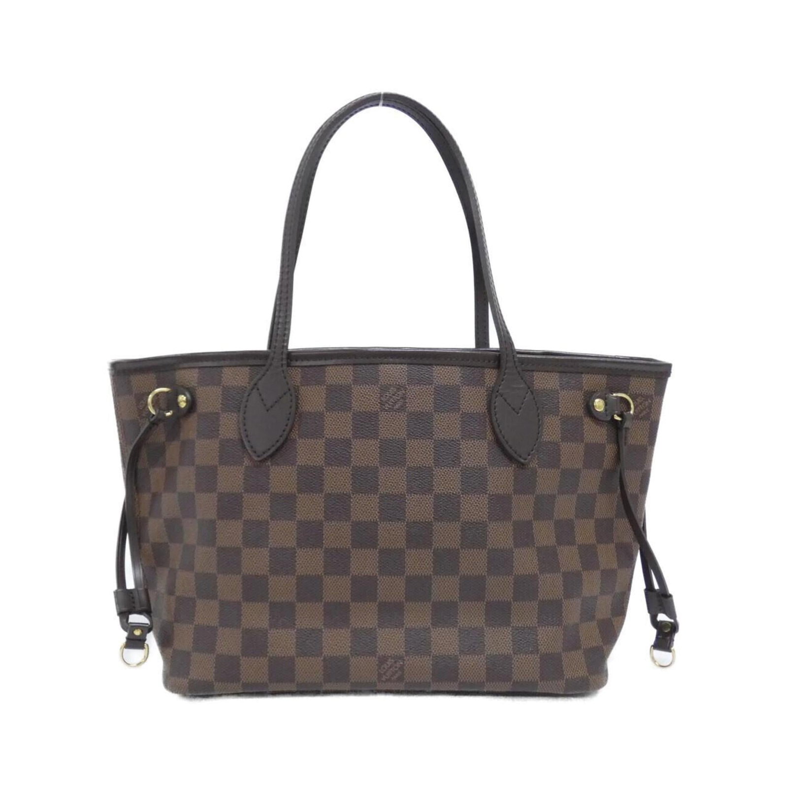 Canvas Coated Louis Vuitton Handbag: Canvas Coated Louis Vuitton Handbag Brown Louis Vuitton handbag made from coated canvas, featuring a classic design with dimensions 22cm x 37cm x 13cm. This stylish bag has been carefully crafted to