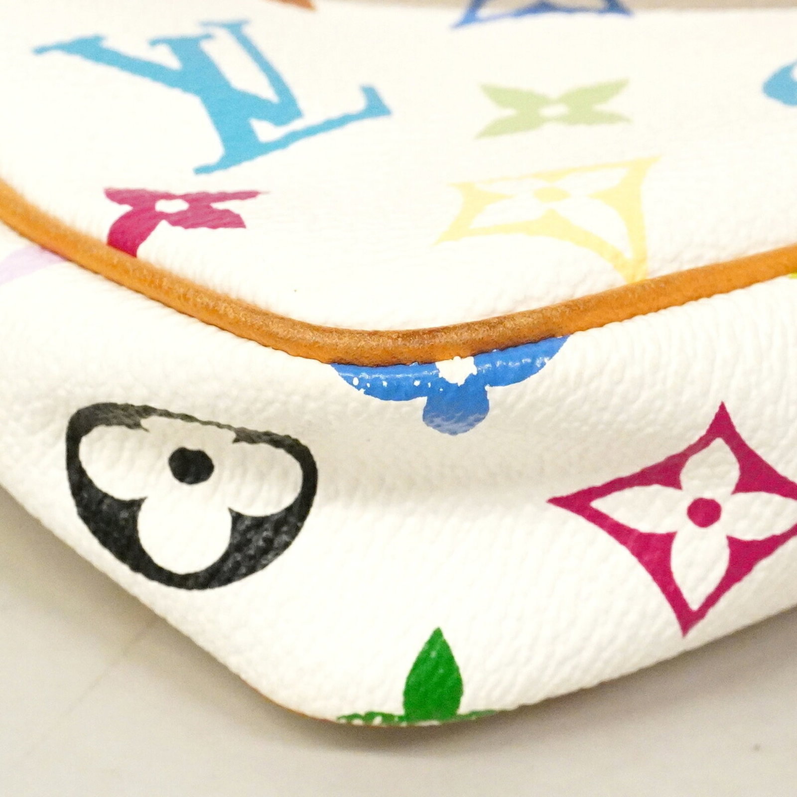 Vuitton Pouch Louis - 11