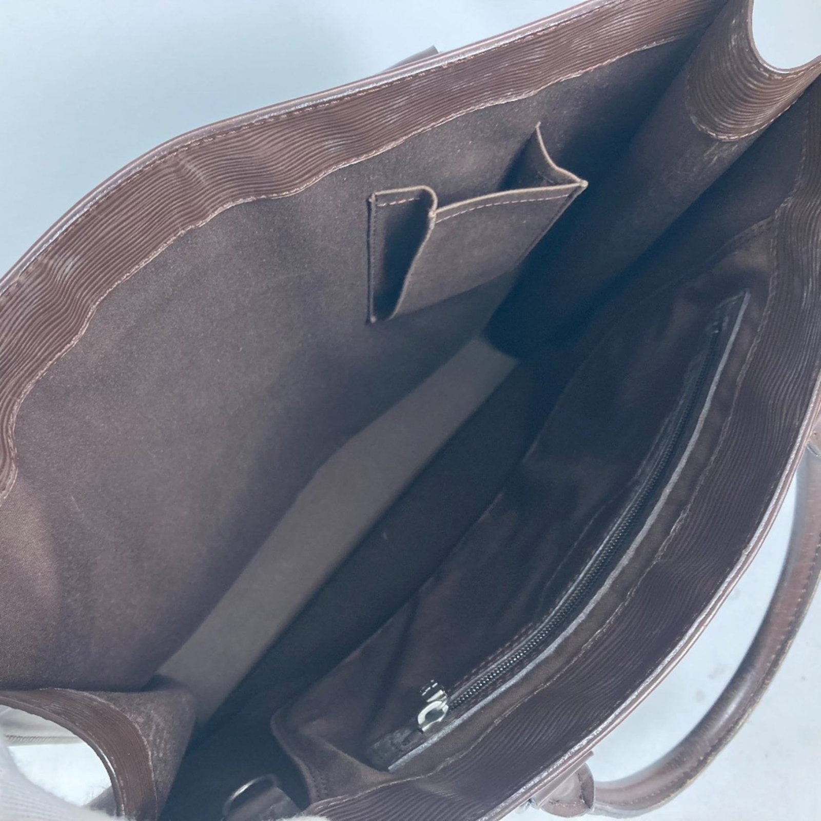 Louis Vuitton Handbag Epi Leather - 11