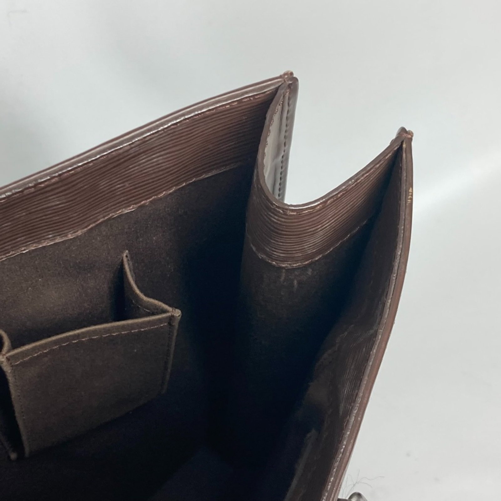 Louis Vuitton Handbag Epi Leather - 12