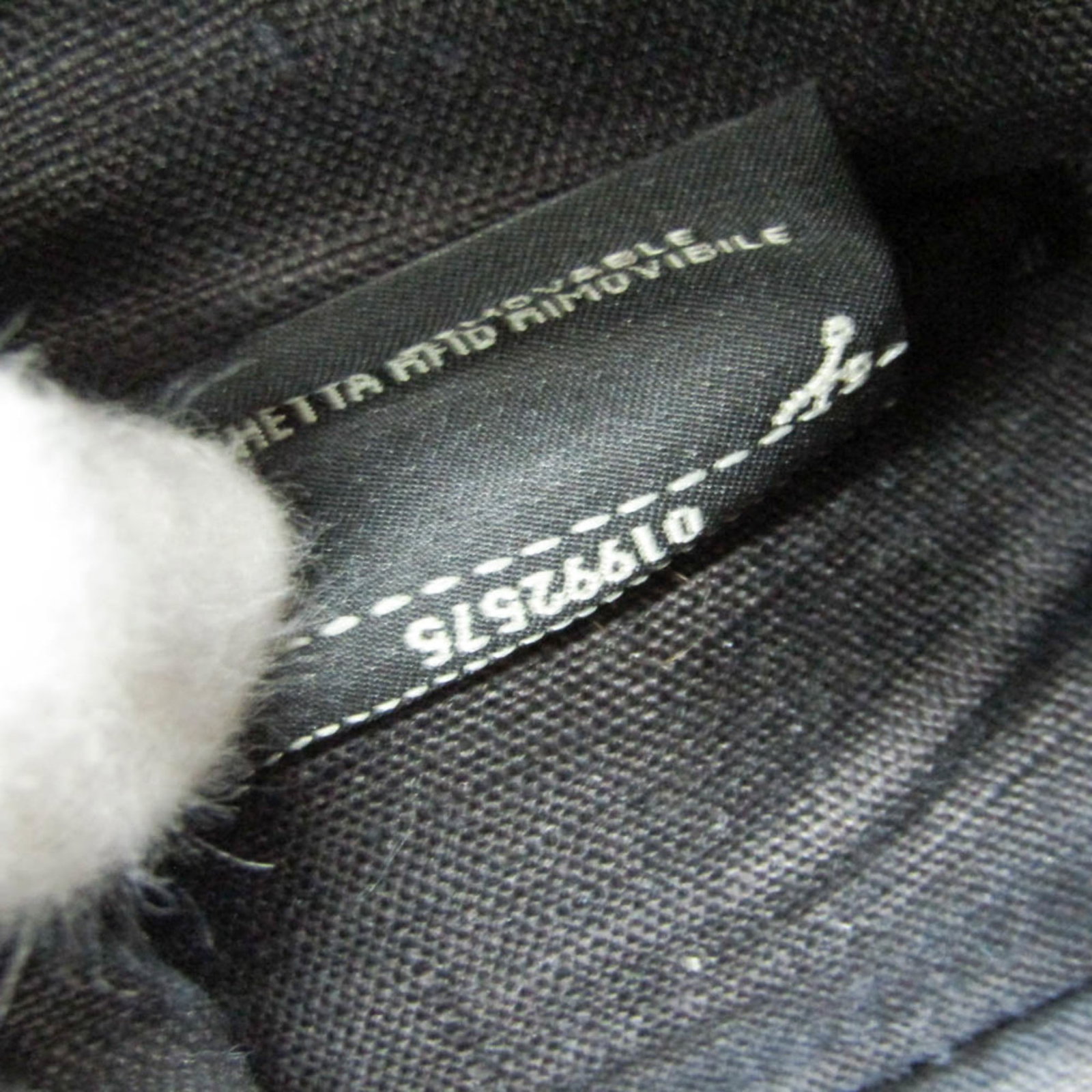 Fendi pouch leather - 19