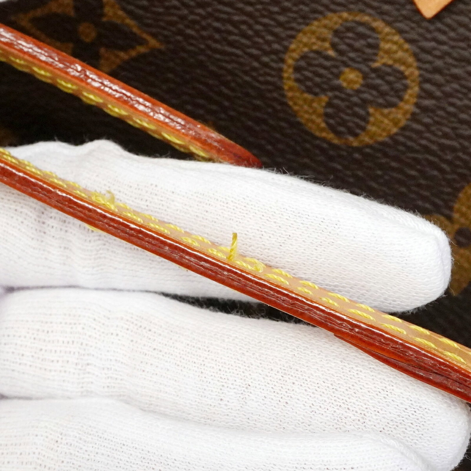 Louis Vuitton Handbag - 12