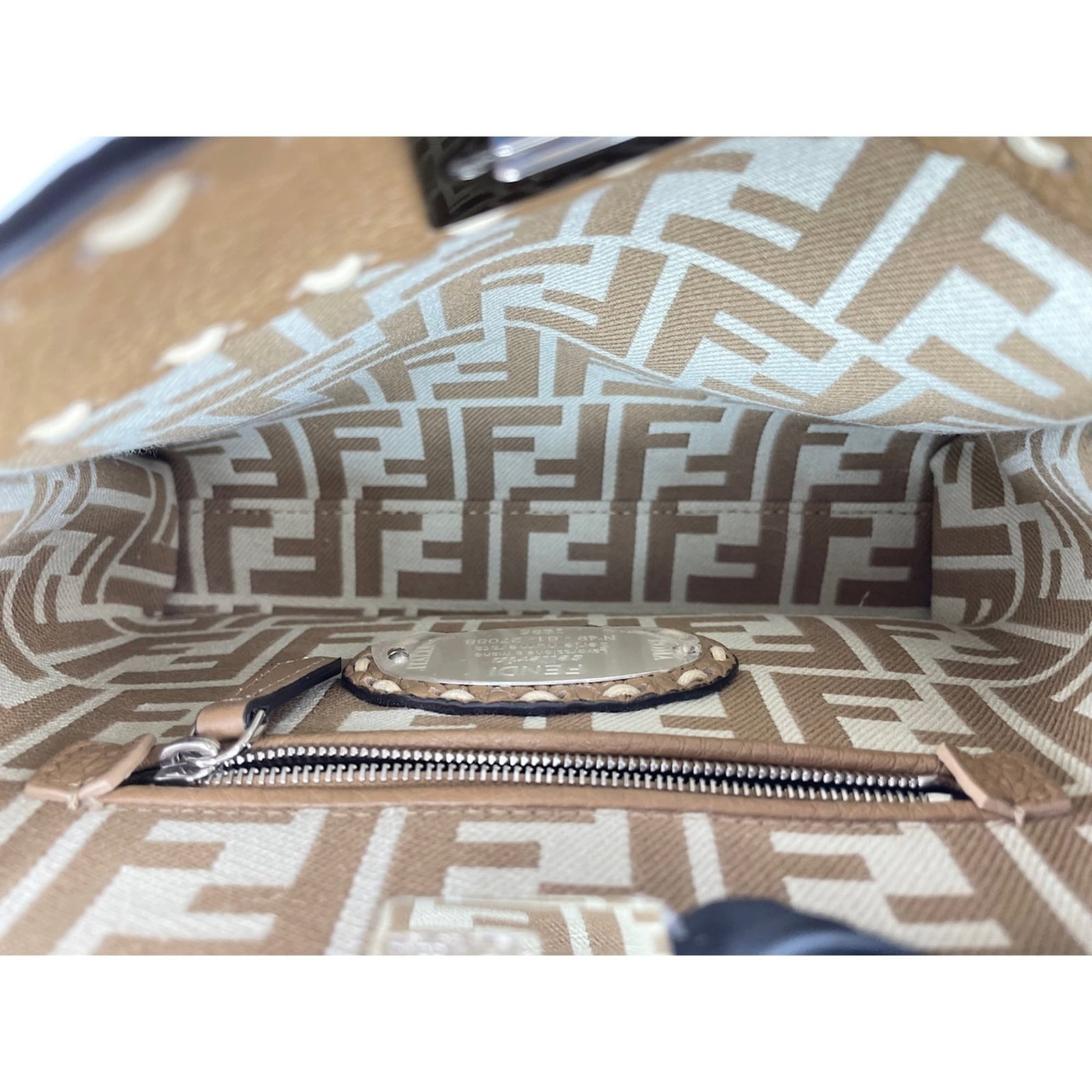 Fendi Handbag - 12