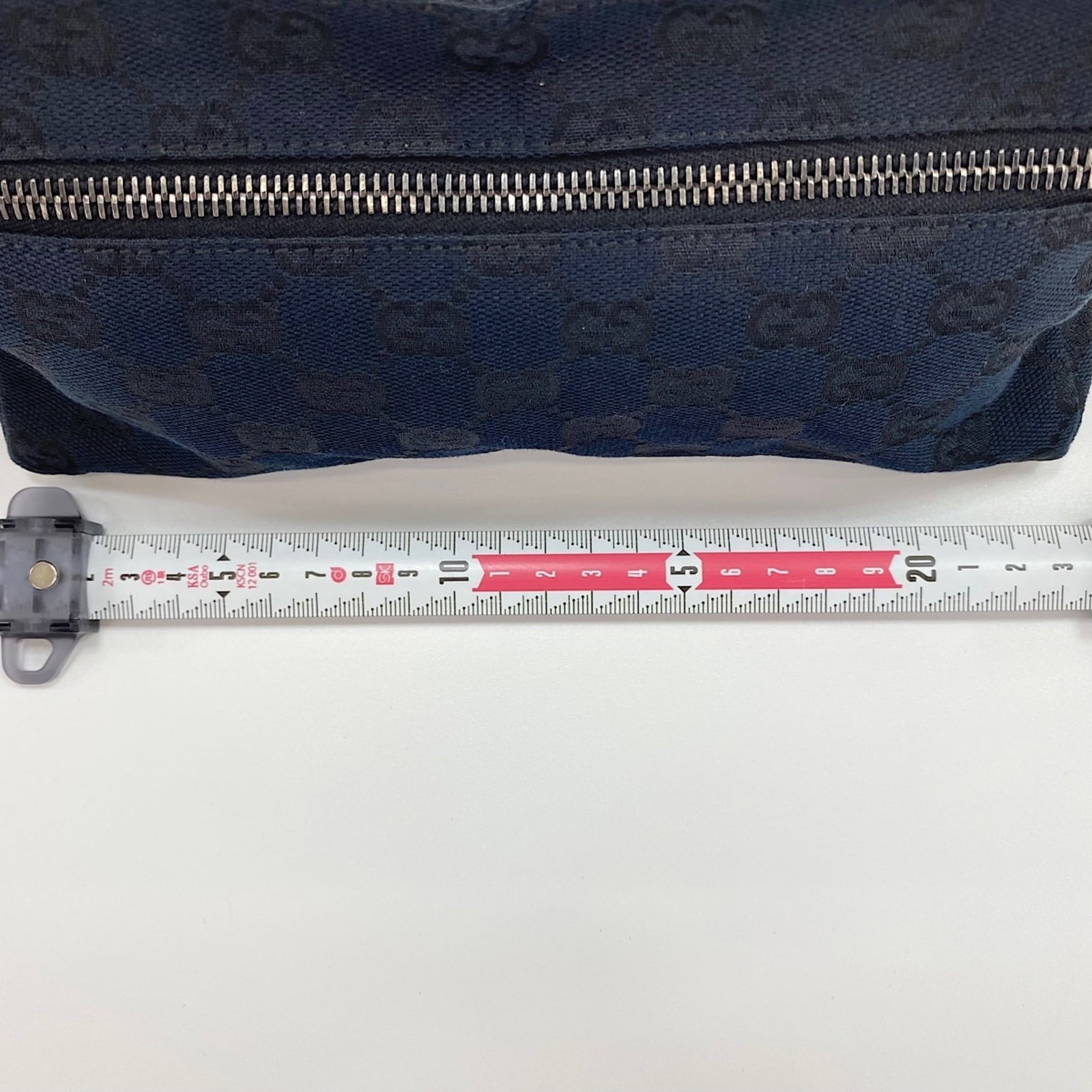 Fanny pack by Gucci - 4